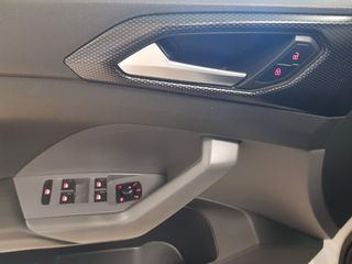 Volkswagen T-Cross 2021 - 8784LRP