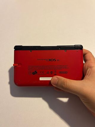 Nintendo 3DS Nera - Schermo Rotto