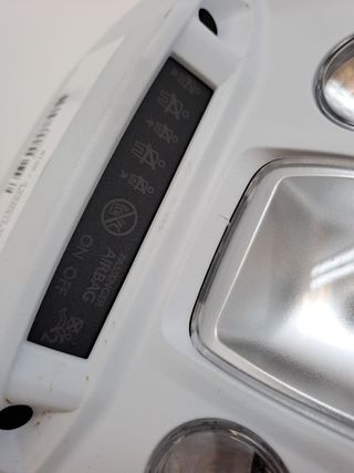 LUZ INTERIOR OPEL CORSA F