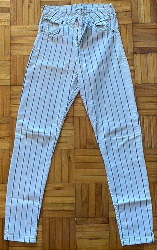 Pantalón Bershka rayas blanco y azul