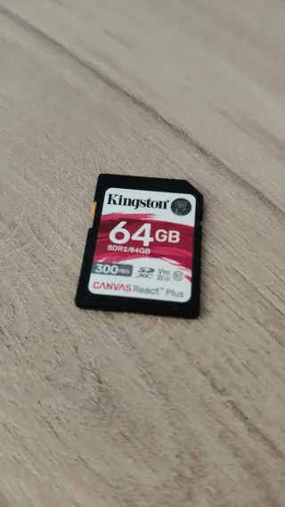 Tarjeta SD Kingston 64GB V90 300MB/s