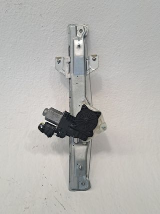 ELEVALUNAS DELANTERO IZQUIERDO FORD KA+