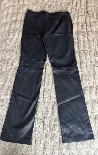 Pantalón polipiel Mango negro