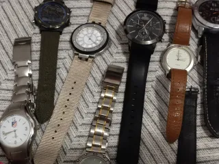 Lote de 19 relojes 