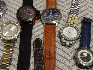 Lote de 19 relojes 