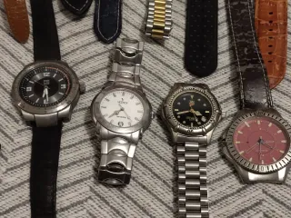 Lote de 19 relojes 