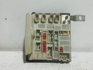 CAJA RELES / FUSIBLES RENAULT MEGANE II CLASSIC BERLINA