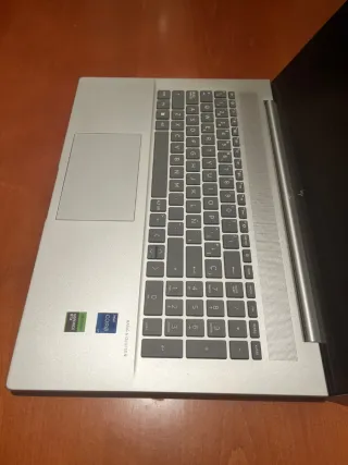 Portátil HP Plata Intel Core i7 RTX