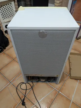 Frigorífico Congelador 95L