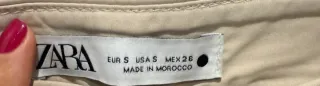 Pantalón Zara abombado beige