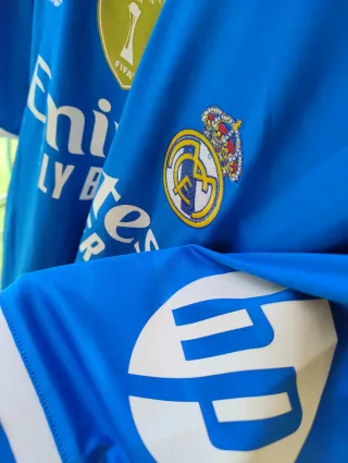 Camiseta Real Madrid Azul talla L