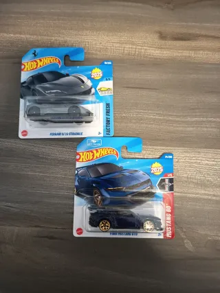 Lotto 2 Hot Wheels: Ferrari SF90 e Mustang GTD