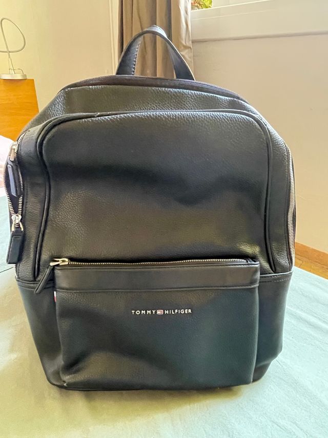 Mochila Tommy Hilfiger Piel Negra