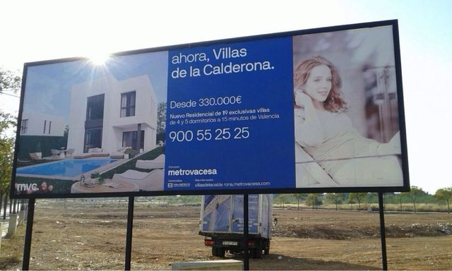 Construcción de vallas publicitarias desde 950€