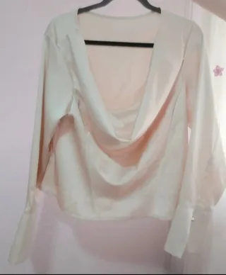 Blusa Shein raso sin estrenar beige XL