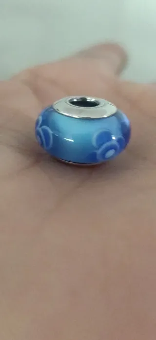 Pandora Murano Azul Flores Blancas