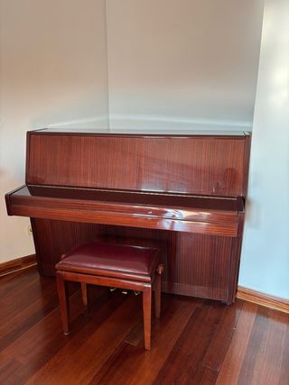 Piano Yamaha Caoba Buen Estado
