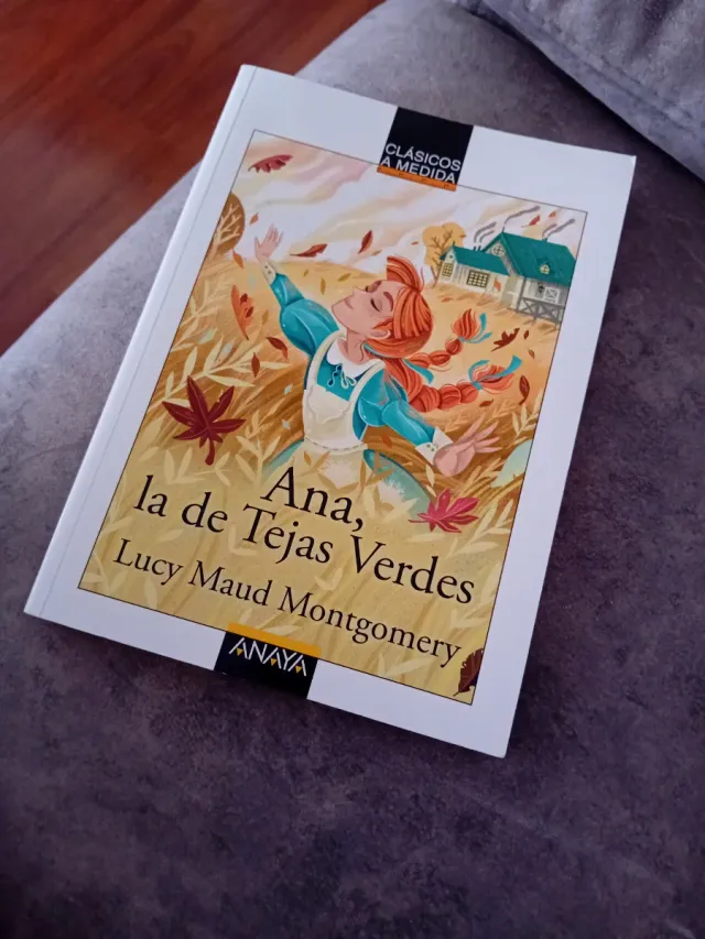 Ana, La De Tejas Verdes