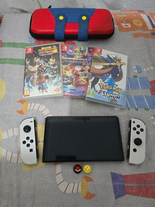 Nintendo Switch Oled, con caja precio negociable 