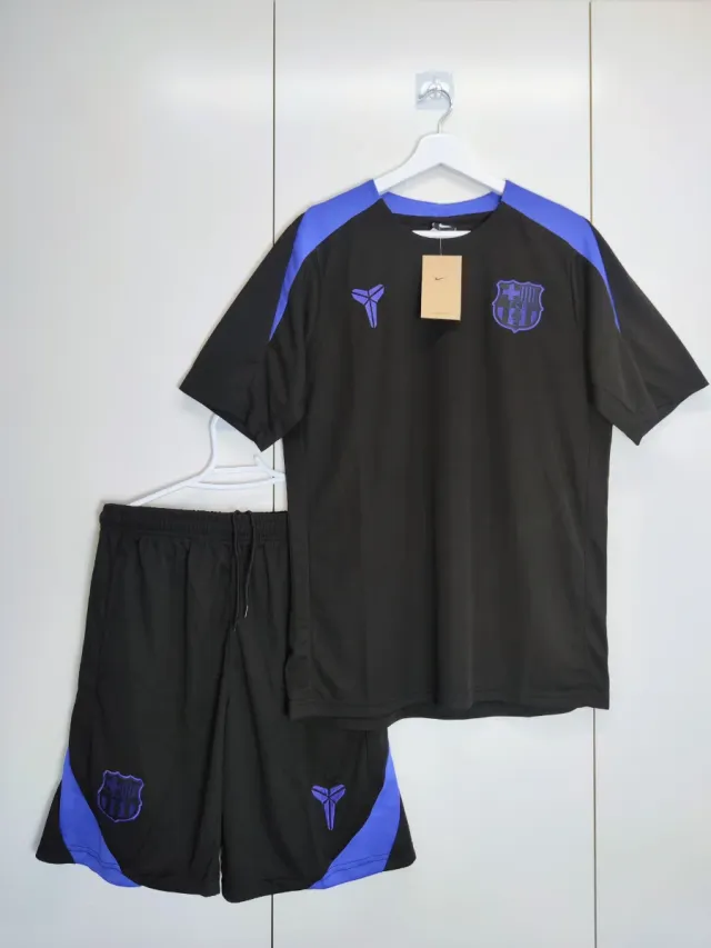 Conjunto de Entrenamiento de Futbol Negro 2025/26