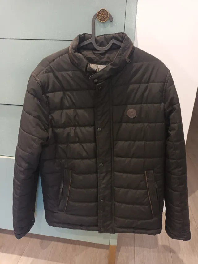 Chaqueta acolchada negra Álvaro Moreno