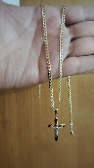 CADENA ESTILO BARBADOS MACIZA, 18 KILATES.