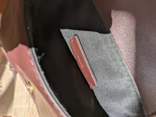 Bolso pequeño marrón Mango