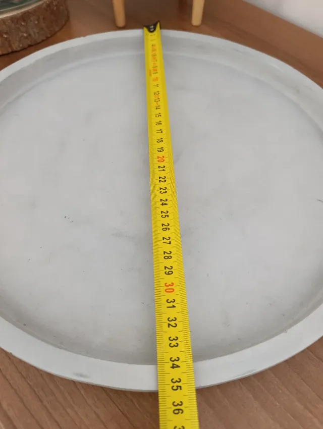 Bandeja microcemento Zara Home.