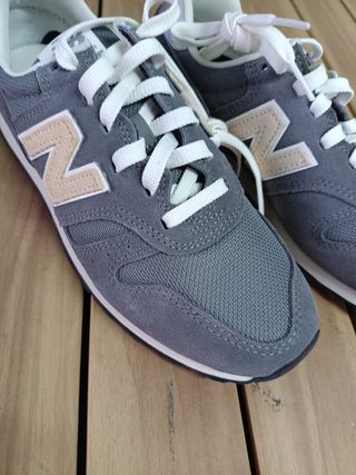 Zapatillas New Balance 373 Mujer Gris Rosa