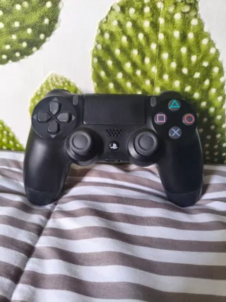 Mando PS4 Original Sony Negro
