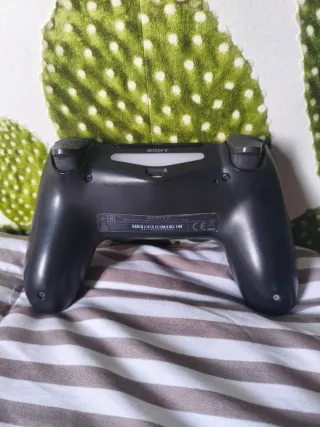 Mando PS4 Original Sony Negro