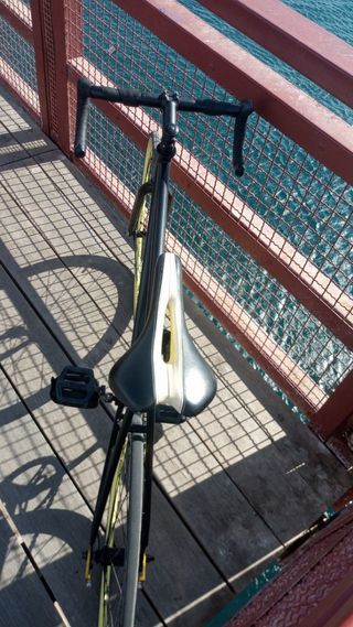Bicicleta Fixie Negra Perfiles Amarillos talla L