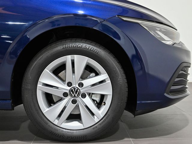 Volkswagen Golf Life 1.0 eTSI 110cv DSG7
