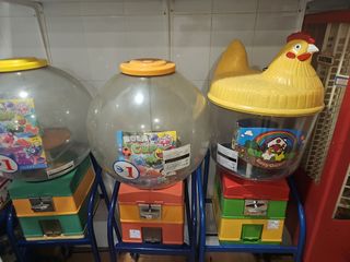 Máquinas de bolas de juguetes