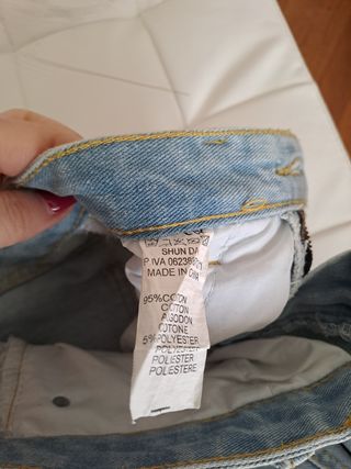 Gonna jeans (denim) strappata