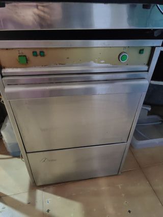 Lavavajillas pequeño para bar