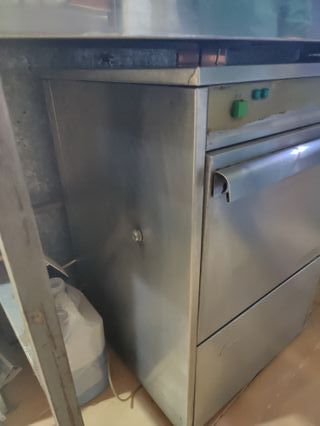 Lavavajillas pequeño para bar