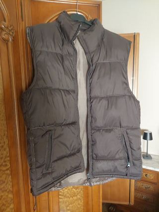 Chaleco acolchado marrón hombre