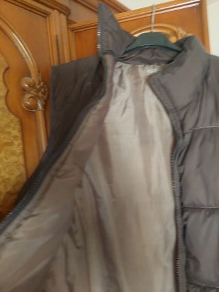 Chaleco acolchado marrón hombre