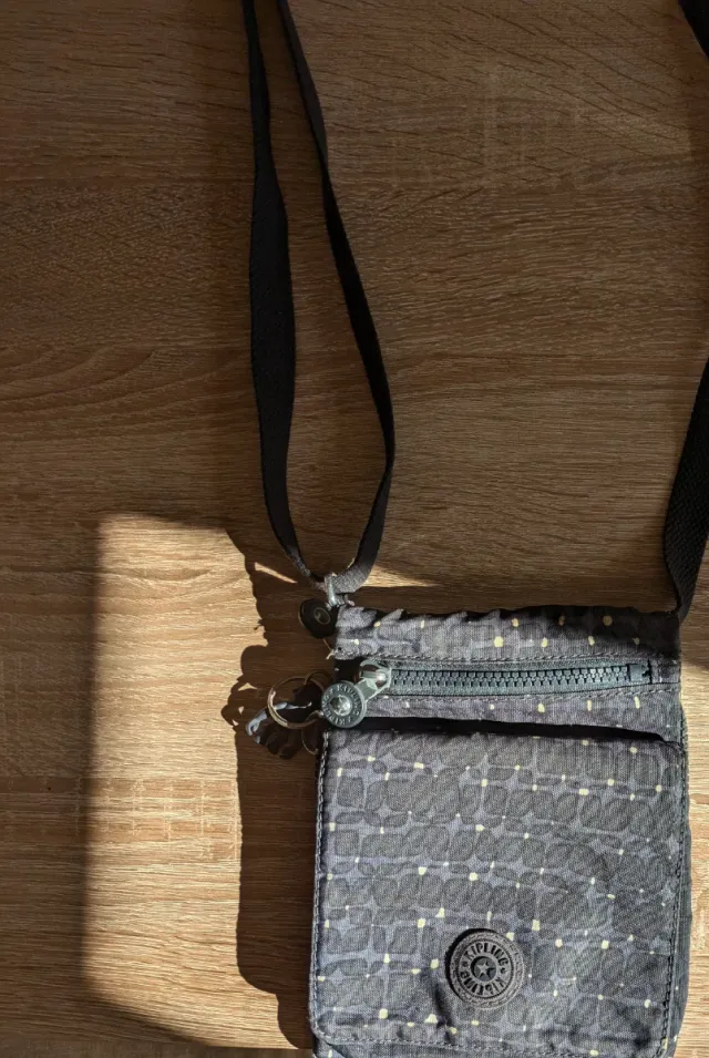 Bolso pequeño Kipling