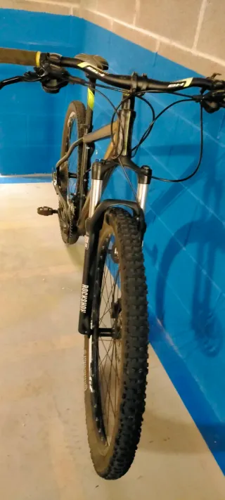Bicicleta Montaña BH Spike 29