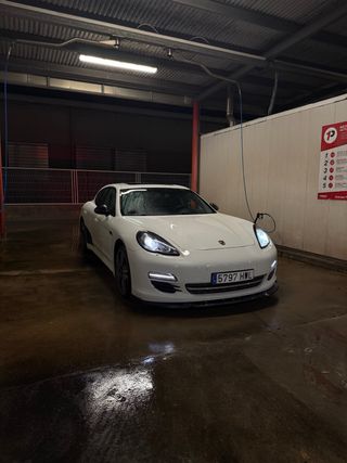 Porsche Panamera 2014
