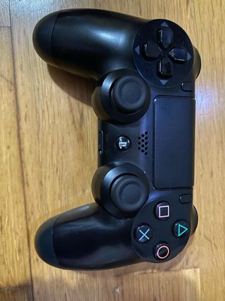 Consola PS4 Negra + 3 Juegos + Mando
