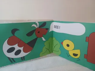 Libro infantil Pio Pio-Cra Cra.  Atilio.