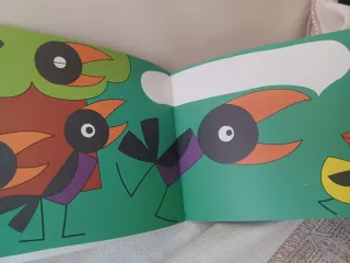 Libro infantil Pio Pio-Cra Cra.  Atilio.