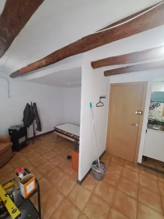 Habitacio, mini loft, estudi.