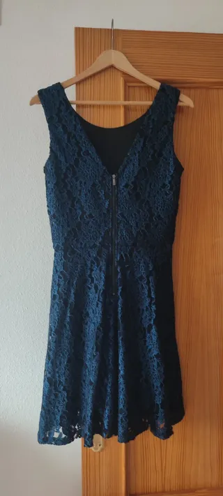 Vestido de fiesta azul marino con brillo