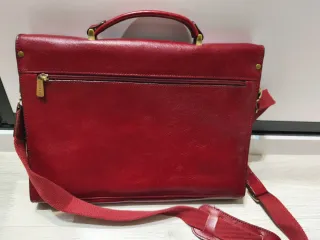Portadocumentos / funda portátil piel roja