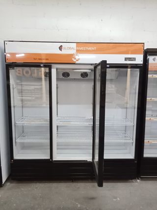 Nevera Expositora de Bebidas 3 puertas de Cristal