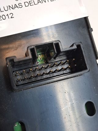 MANDO ELEVALUNAS DELANTERO IZQUIERDO KIA OPTIMA